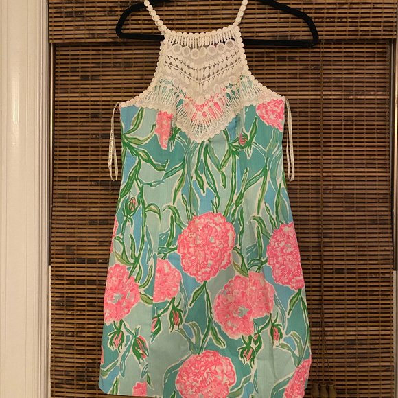 Lilly Pulitzer Dress Size 4, Only worn a couple of time - Picture 1 of 3